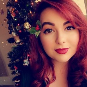 Meet your Posher, Makayla